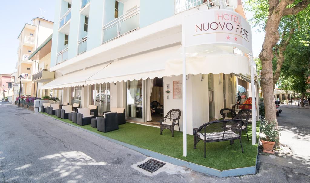 Hotel Nuovo Fiore กัตตอลิกา ภายนอก รูปภาพ