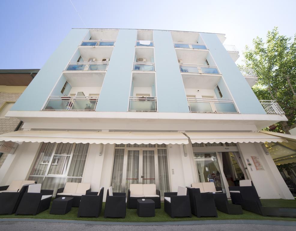 Hotel Nuovo Fiore กัตตอลิกา ภายนอก รูปภาพ