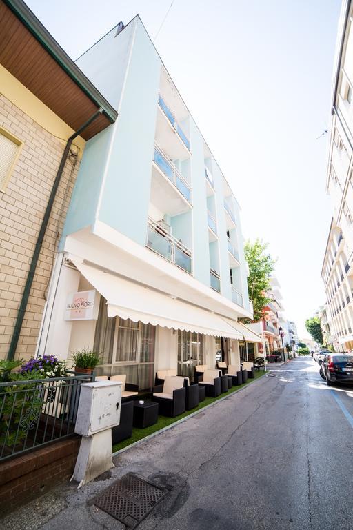 Hotel Nuovo Fiore กัตตอลิกา ภายนอก รูปภาพ