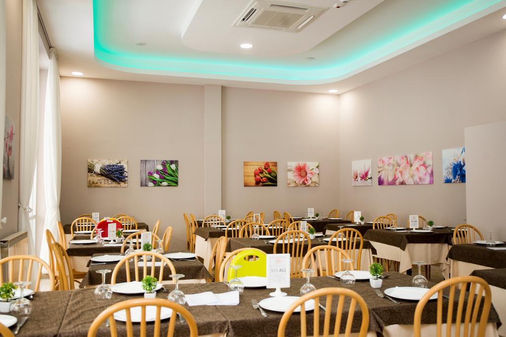Hotel Nuovo Fiore กัตตอลิกา ภายนอก รูปภาพ